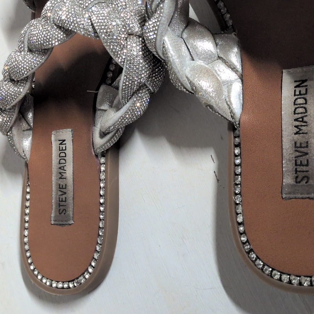Steve Madden Women's Newbie Braided Rhinestone Sandal Size 9.5 - Picture 4 of 6